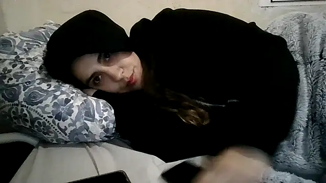 Snapshot of Ursumi1 chatting on November 29, 9:15 pm Ursumi1 online show from November 29, 9:15 pm