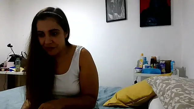 Snapshot of Ursumi1 chatting on October 26, 4:07 pm Ursumi1 online show from October 26, 4:07 pm