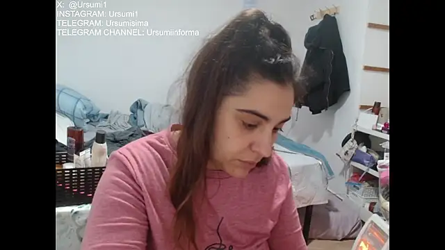 Ursumi1 online show from February 4, 9:21 pm