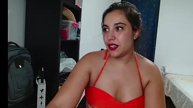 Snapshot of Ursumi1 chatting on September 10, 7:24 pm Ursumi1 online show from September 10, 7:24 pm