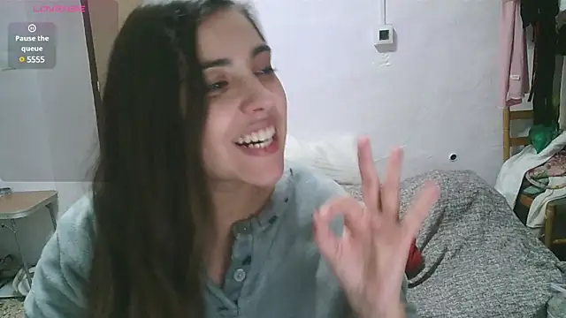 Snapshot of Ursumi1 chatting on January 25, 7:28 pm Ursumi1 online show from January 25, 7:28 pm