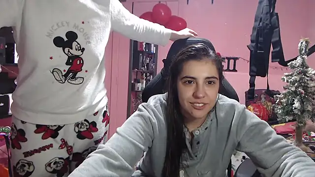 Ursumi1 online show from December 22, 11:38 pm