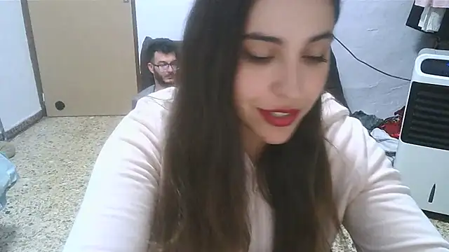 Snapshot of Ursumi1 chatting on December 11, 9:01 pm Ursumi1 online show from December 11, 9:01 pm