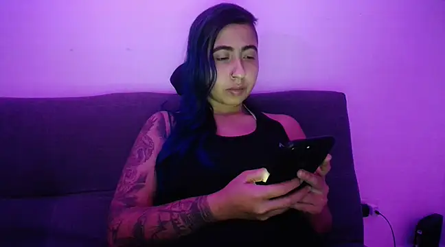 aria jhonsson online show from February 21, 4:18 am