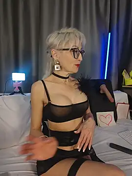 Milforja online show from May 18, 5:18 pm