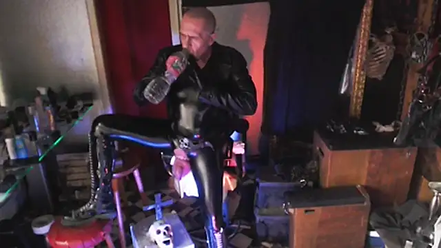 BULGEDEMON online show from February 21, 12:18 pm