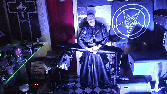 BULGEDEMON online show from March 4, 8:27 pm