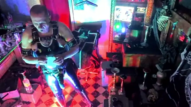 BULGEDEMON online show from January 18, 7:50 pm