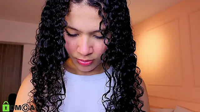 Snapshot of SHARONN____ chatting on November 10, 4:06 am SHARONN online show from November 10, 4:06 am