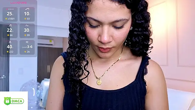 Snapshot of SHARONN____ chatting on October 18, 3:52 am SHARONN online show from October 18, 3:52 am
