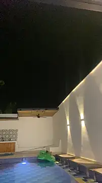 SHARONN     online show from May 25, 3:28 am