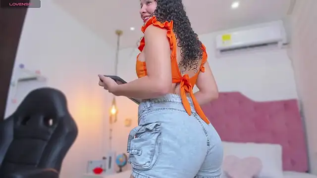 Snapshot of SHARONN____ chatting on March 1, 7:15 pm SHARONN online show from March 1, 7:15 pm