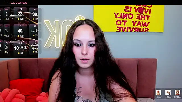 Snapshot of BeatriceReeves chatting on July 6, 1:01 am BeatriceReeves online show from July 6, 1:01 am