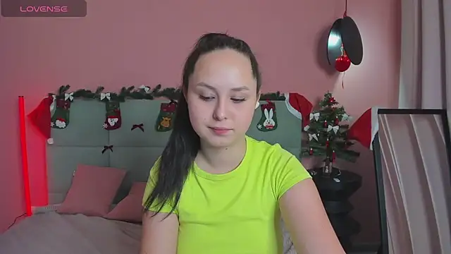 BeatriceReeves online show from December 19, 12:58 am