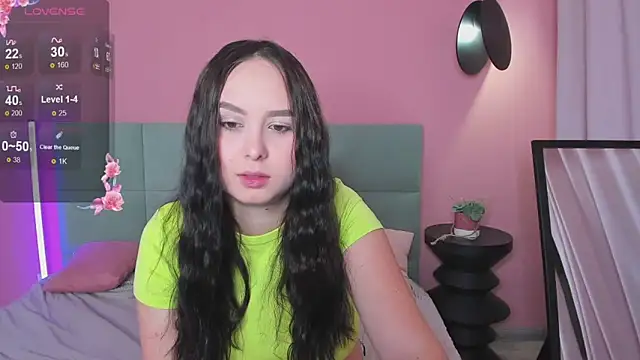 Snapshot of BeatriceReeves chatting on November 16, 1:10 am BeatriceReeves online show from November 16, 1:10 am