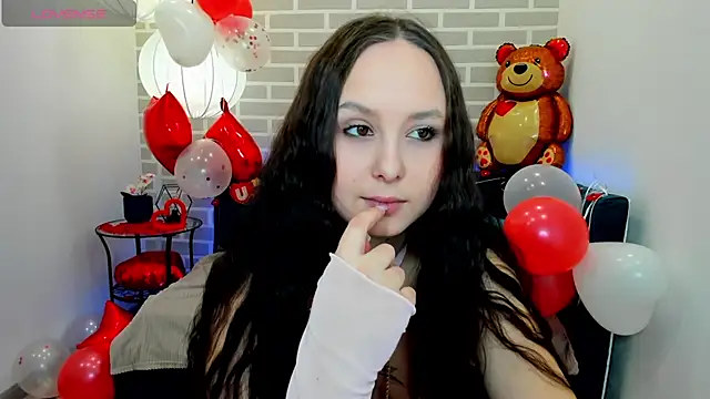 BeatriceReeves online show from February 11, 12:54 am