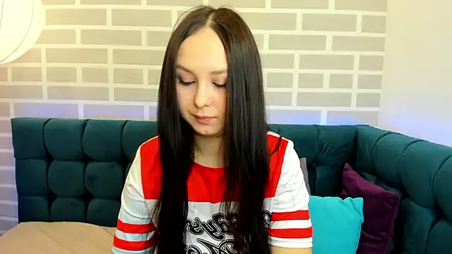 BeatriceReeves online show from March 14, 1:11 am