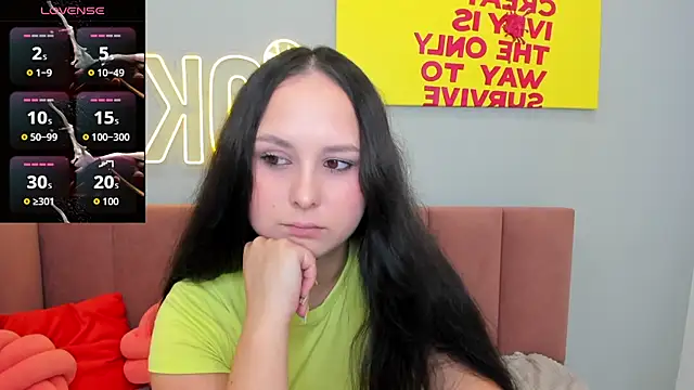 Snapshot of BeatriceReeves chatting on July 14, 1:16 am BeatriceReeves online show from July 14, 1:16 am