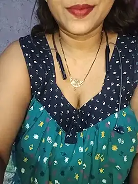 Snapshot of Sexy_Mona_Bhabhi chatting on July 21, 6:20 pm Sexy Mona Bhabhi online show from July 21, 6:20 pm
