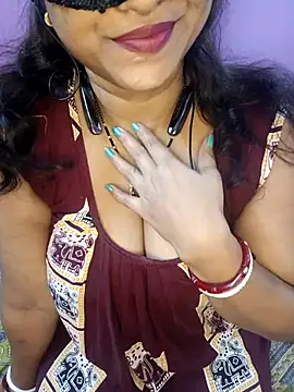 Sexy Mona Bhabhi online show from January 12, 6:26 pm