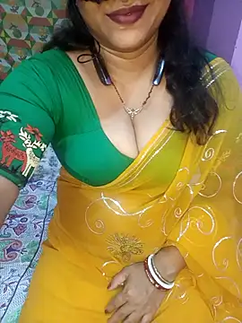 Snapshot of Sexy_Mona_Bhabhi chatting on November 20, 6:08 pm Sexy Mona Bhabhi online show from November 20, 6:08 pm