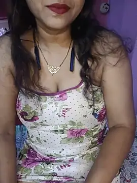 Snapshot of Sexy_Mona_Bhabhi chatting on June 25, 2:31 am Sexy Mona Bhabhi online show from June 25, 2:31 am