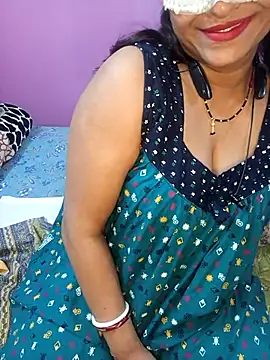 Sexy Mona Bhabhi online show from February 12, 6:40 pm