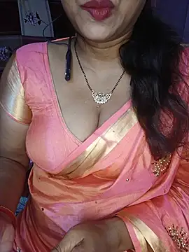 Snapshot of Sexy_Mona_Bhabhi chatting on June 25, 5:51 pm Sexy Mona Bhabhi online show from June 25, 5:51 pm