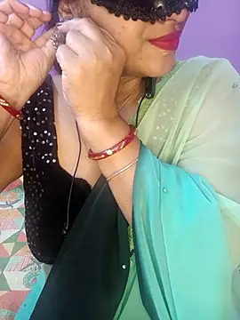 Snapshot of Sexy_Mona_Bhabhi chatting on October 15, 5:32 pm Sexy Mona Bhabhi online show from October 15, 5:32 pm