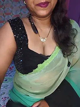 Snapshot of Sexy_Mona_Bhabhi chatting on May 26, 6:28 pm Sexy Mona Bhabhi online show from May 26, 6:28 pm