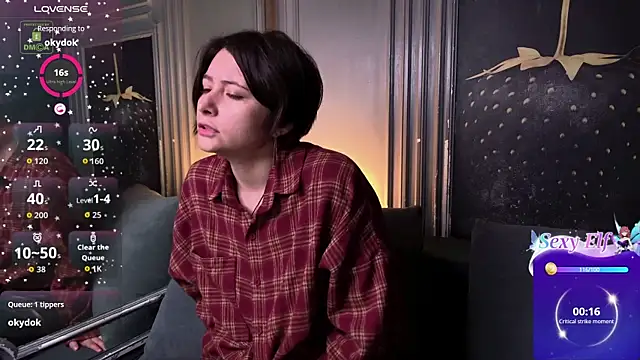 Ishtar Divine online show from April 15, 5:02 am