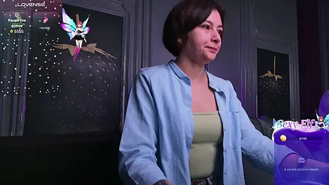 Ishtar Divine online show from March 17, 4:37 am