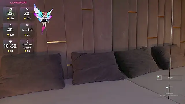 Snapshot of Ishtar_Divine chatting on October 24, 10:25 am Ishtar Divine online show from October 24, 10:25 am