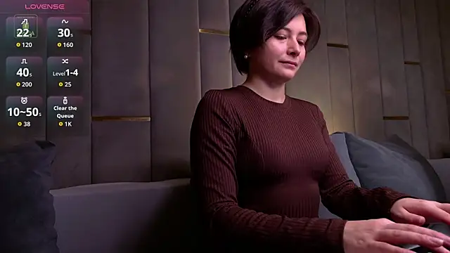 Snapshot of Ishtar_Divine chatting on November 29, 10:26 am Ishtar Divine online show from November 29, 10:26 am