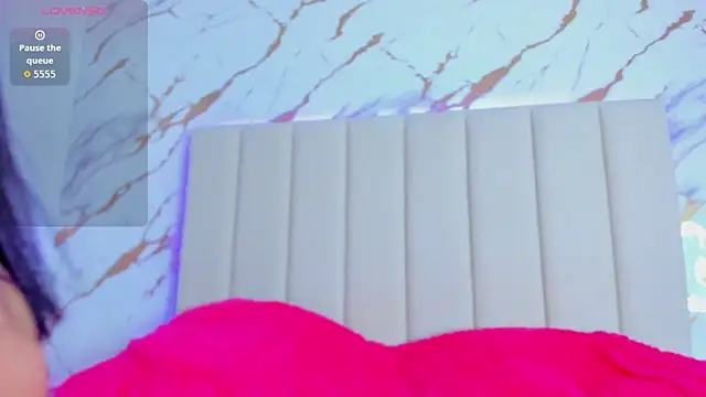 aggy castel online show from March 19, 2:06 pm