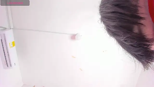 aggy castel online show from April 10, 2:24 pm