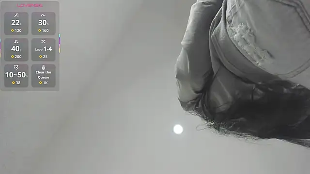 aggy castel online show from January 18, 1:58 pm