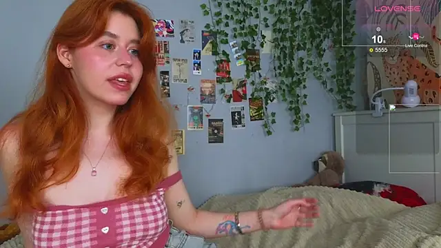 Snapshot of Penny_Staaar chatting on June 11, 5:37 am Penny Staaar online show from June 11, 5:37 am