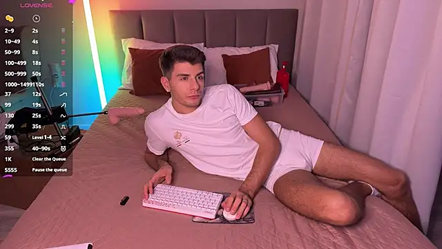 Walt Enjoy online show from November 28, 6:08 pm