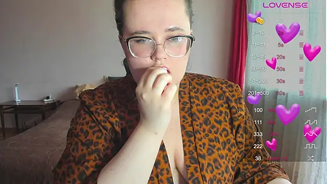 Jessica Joy online show from May 15, 6:33 am
