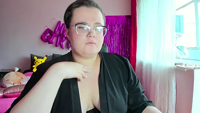 Jessica Joy online show from June 1, 5:51 am