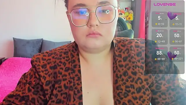 Snapshot of Jessica_Joy chatting on July 8, 6:47 am Jessica Joy online show from July 8, 6:47 am