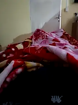 Snapshot of paubabando_ chatting on March 10, 6:23 pm paubabando online show from March 10, 6:23 pm