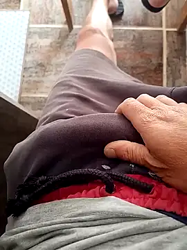 Snapshot of paubabando_ chatting on January 3, 1:02 pm paubabando online show from January 3, 1:02 pm