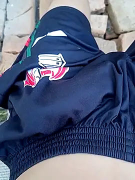 Snapshot of paubabando_ chatting on March 6, 8:27 pm paubabando online show from March 6, 8:27 pm