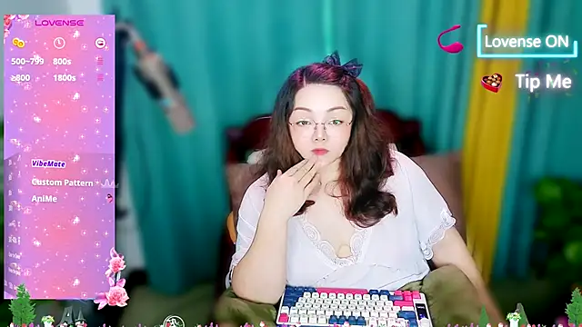 Weiwei5200 online show from October 29, 12:04 pm