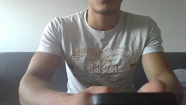 Snapshot of Marocaindu92 chatting on December 7, 12:18 pm Marocaindu92 online show from December 7, 12:18 pm