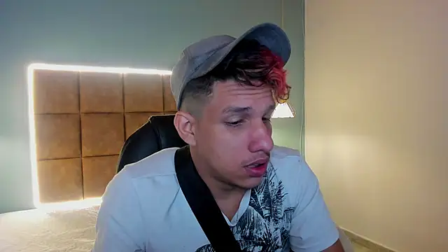 Snapshot of Jheidertwink chatting on September 30, 12:55 pm Jheidertwink online show from September 30, 12:55 pm