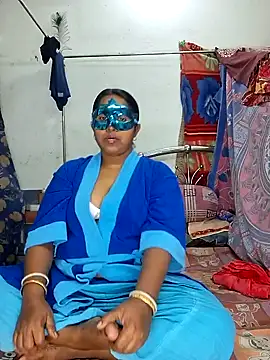 Real Desi Couple online show from December 28, 4:30 pm