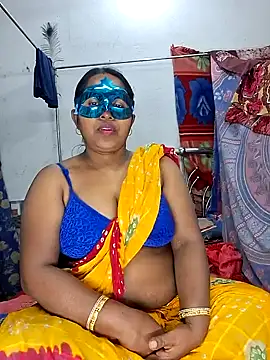 Real Desi Couple online show from January 1, 4:50 pm